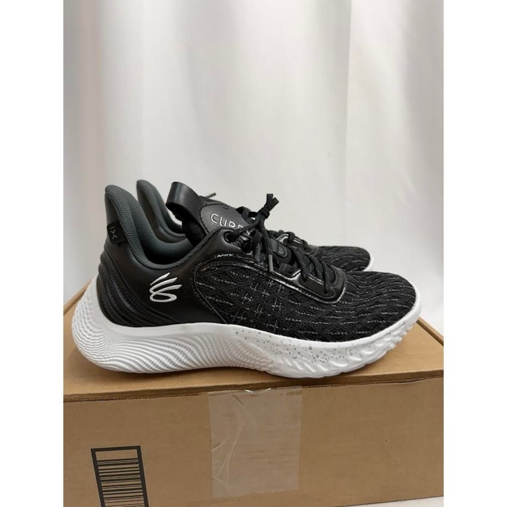 Under Armour Adult Curry Flow 9 Team Basketball Shoes 10Men/11.5Women